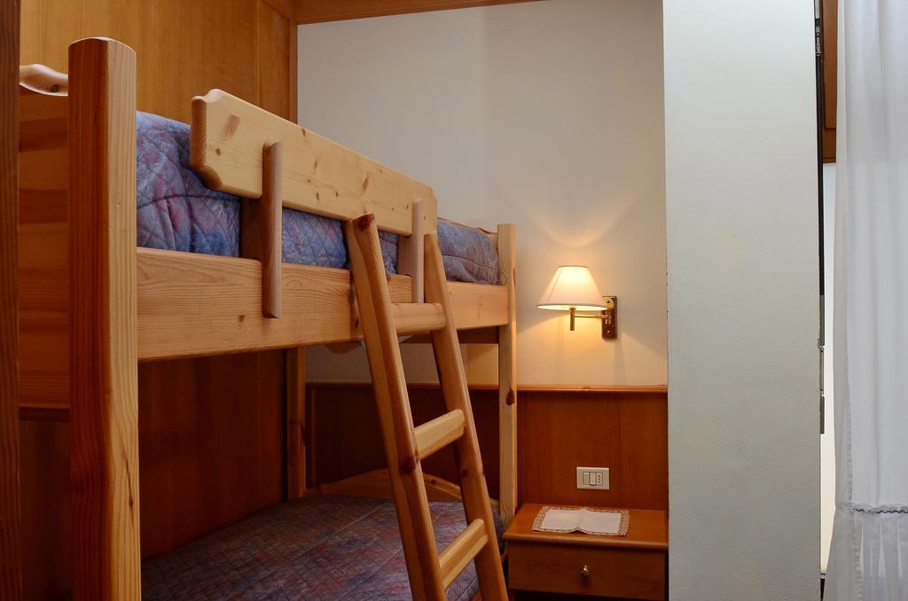 Ski Residence San Martino Di Castrozza Habitación foto